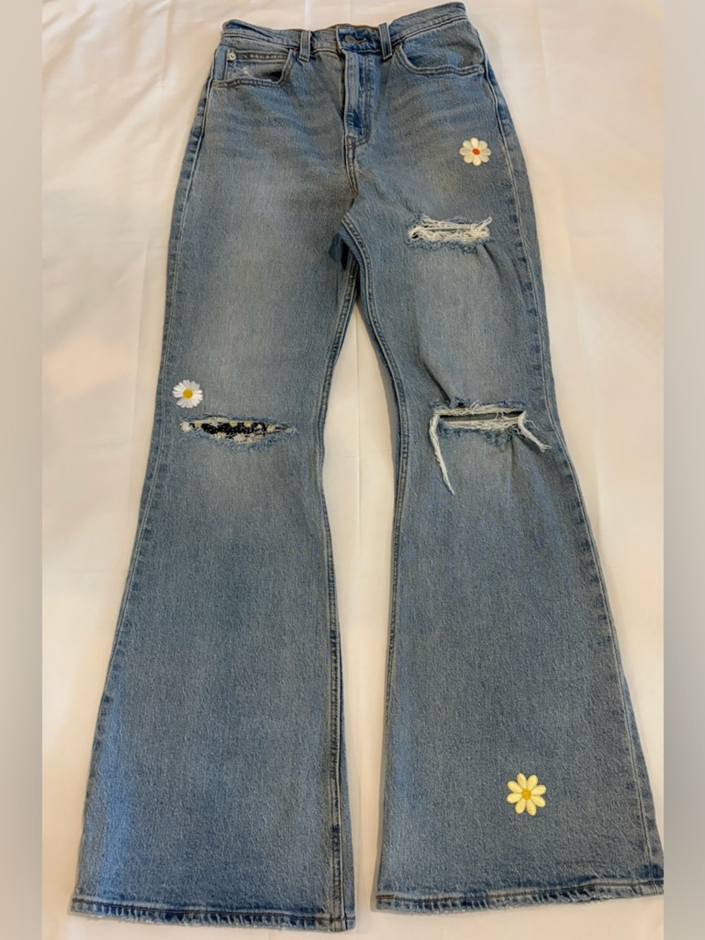 LEVIS 70s 🌼 High Flare Jeans W~26x32 Daisy Distressed Custom Boho Festival